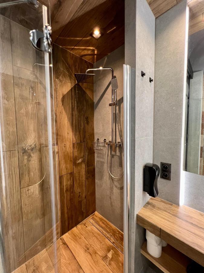 Loft Klonowa - Apartament Z Garazem Kielce Esterno foto