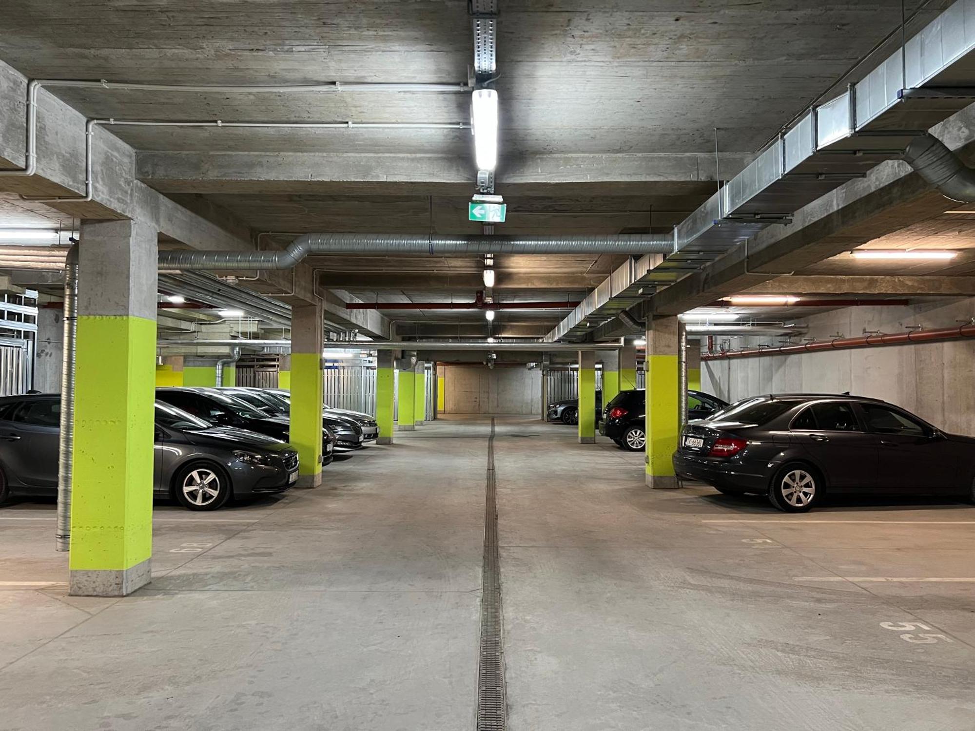 Loft Klonowa - Apartament Z Garazem Kielce Esterno foto